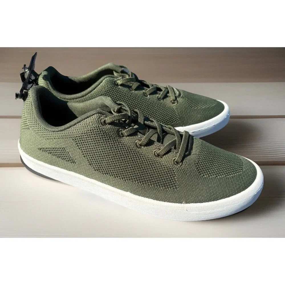Slip On Sneakers Shoes Olive Green Men's Size 9 1/ 2 Knit Easy On/Off